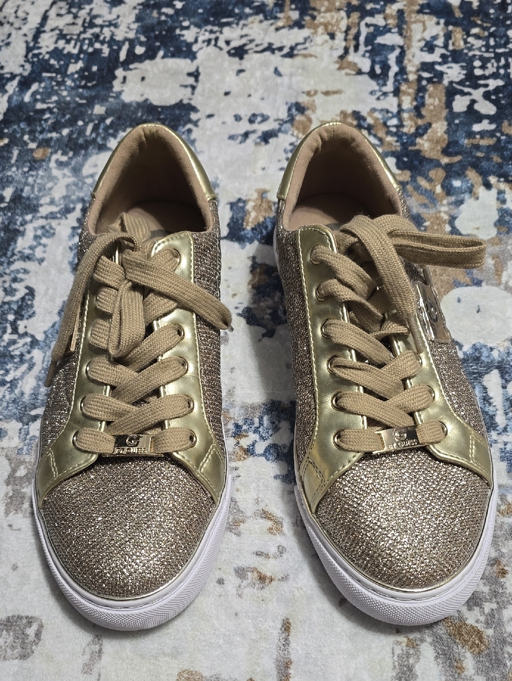 Guess Gold Glitter Sneakers Classic Style - Picture 2 of 9